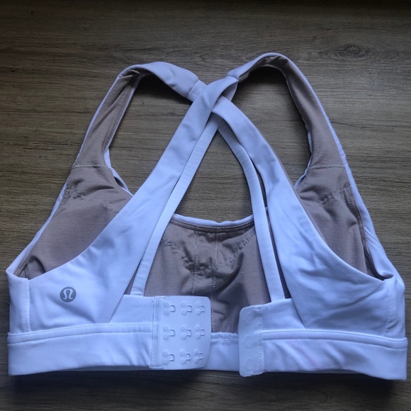 Lululemon high support Sports bra sz6 C/D - Picture 2 of 3